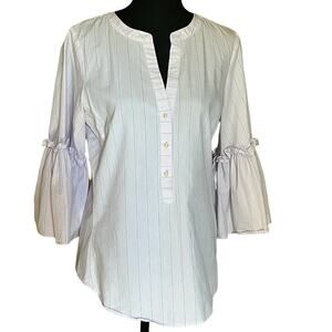 7th Avenue Design Studio (Size S) Bell Sleeve V- Neck Top
